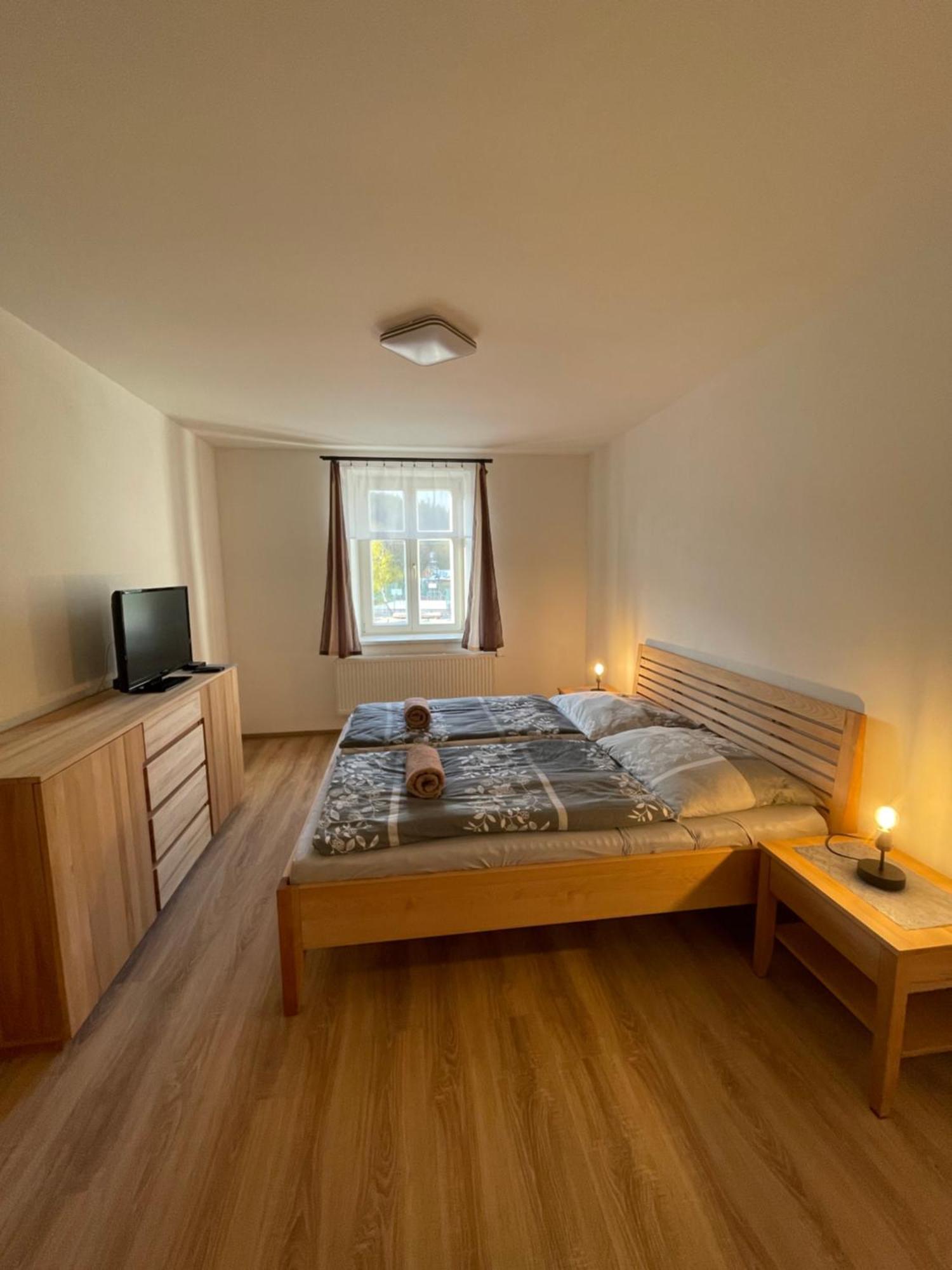 Apartman Kamenak วิมแปร์ค ภายนอก รูปภาพ